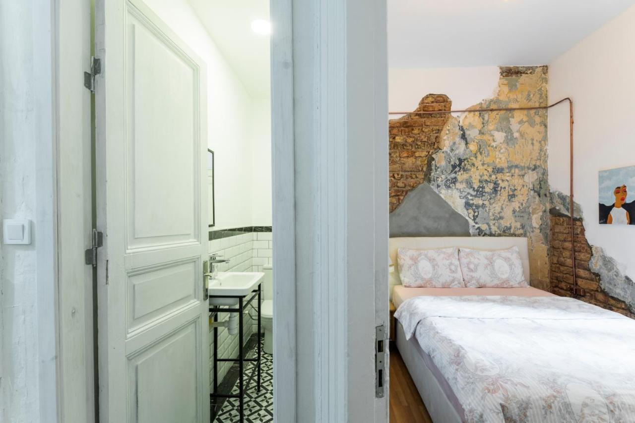 By Galata- Historical And Modern Apartment اسطنبول المظهر الخارجي الصورة